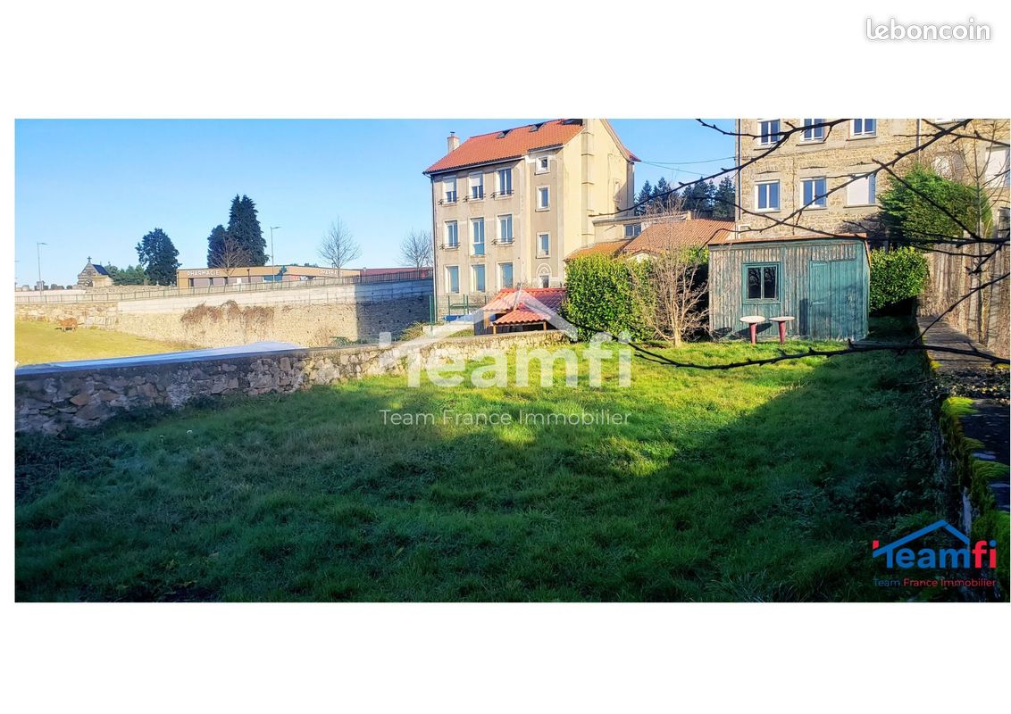 Terrain 300 m² Sainte-Sigolène (image 3)