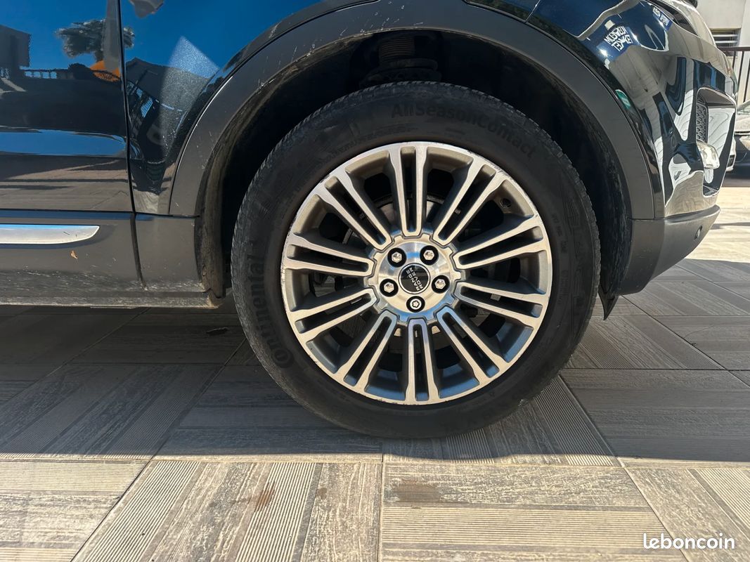 Range Rover Evoque 2.2 SD4 190ch Dynamic - SIÈGES ÉLECTRIQUE À MÉMOIRES - SONO MERIDIAN - CLIMATISATION AUTO (image 26)