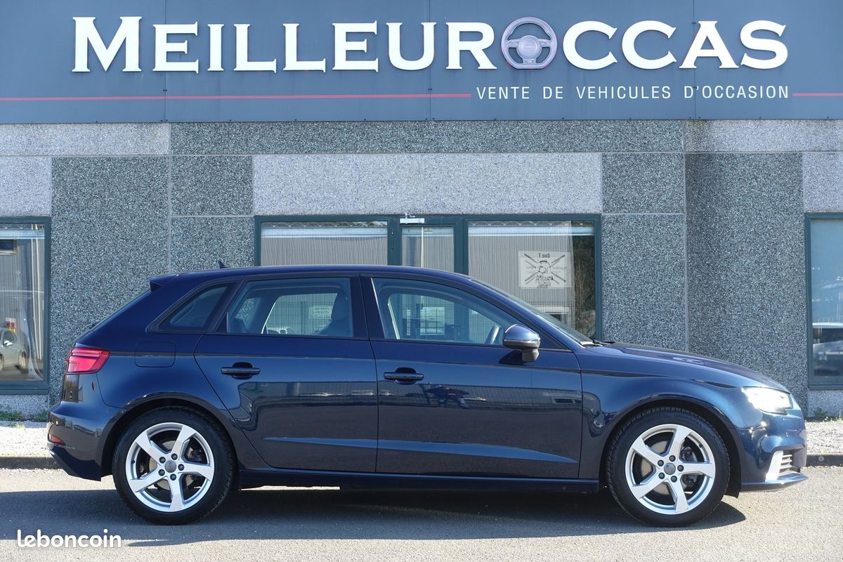 A3 Sportback 35 Tfsi 150ch Virtual cockpit/Cuir sport chauffant/Gps Europe/Carplay/Régulateur/Attelage/1*Main/Garantie 12 mois (image 4)