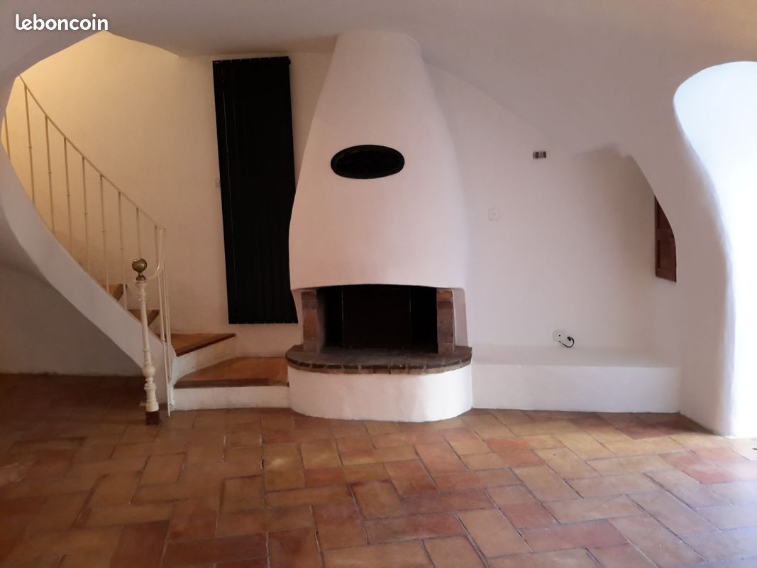 Maison 3 pièces 90 m² · à Vitrolles · 90 m² · 870 €/mois