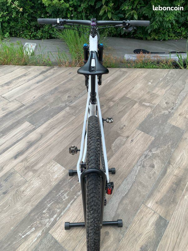 Trek supercaliber 9.8 AXS (image 7)