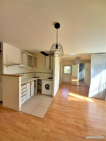 Studio 1 pièce 27 m²