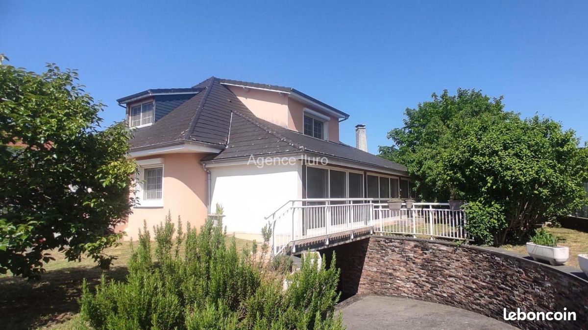 Villa 7 pièces 215 m² - Bidos 64400 (image principale 0)