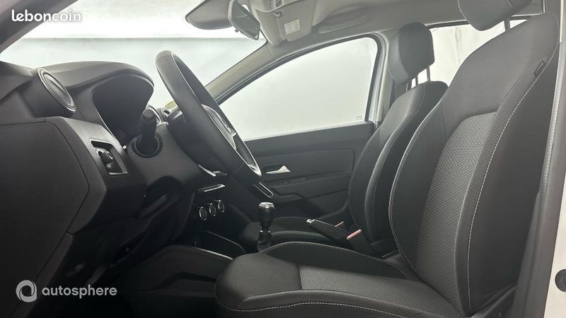 Dacia Duster 1.5 Blue dCi 115ch Confort 4x2 (image 12)
