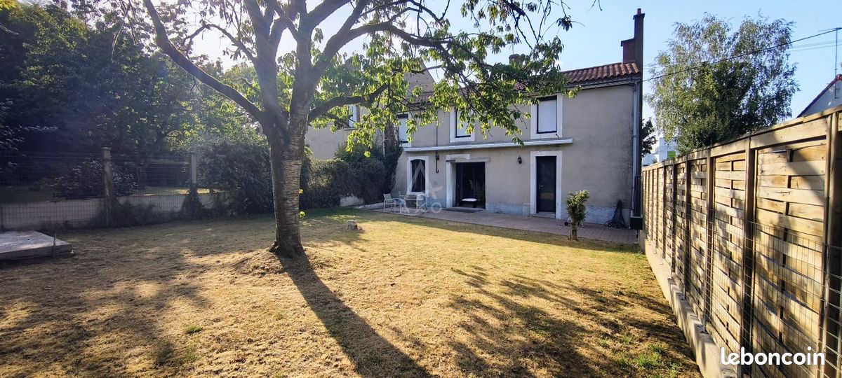 Maison 8 pièces 154 m² · à Beaupréau-en-Mauges · 154 m² · 298 000 €