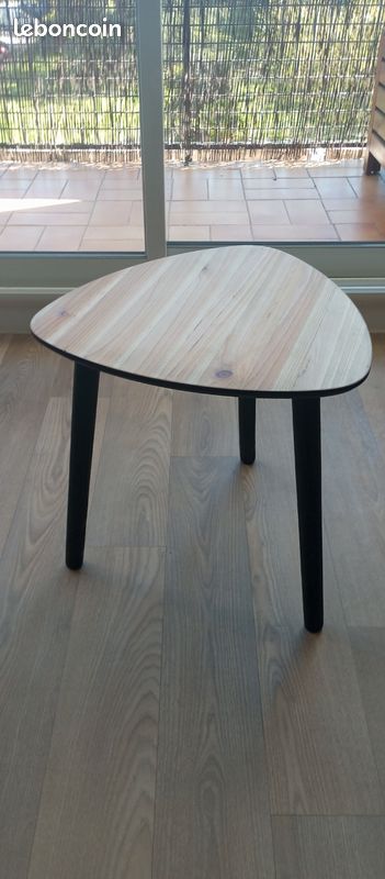 Table de chevet ou d'appoint (image 1)