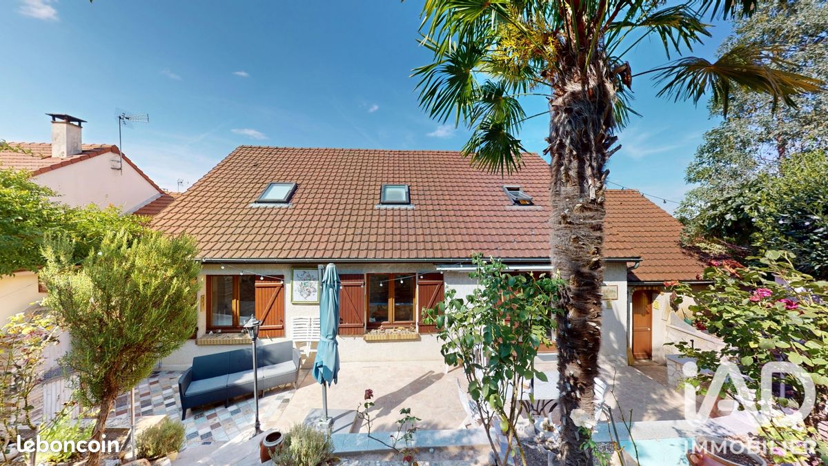 Maison 6 pièces 127 m² · à Ecquevilly · 127 m² · 389 000 €