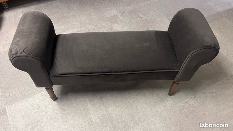 Banc bout de lit en tissus (image 1)
