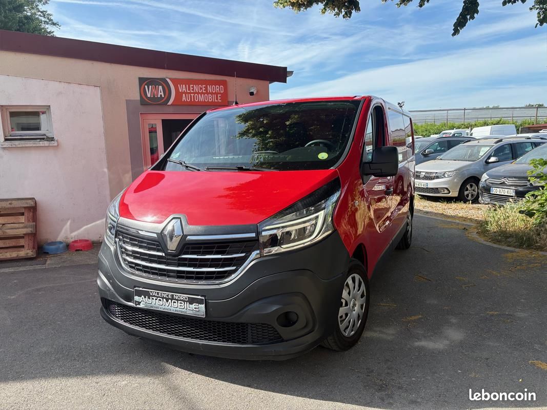 Renault Trafic 2.0 120cv Finition GRAND CONFORT L1H1 - 15 000 HT Garantie 6 mois (image 1)