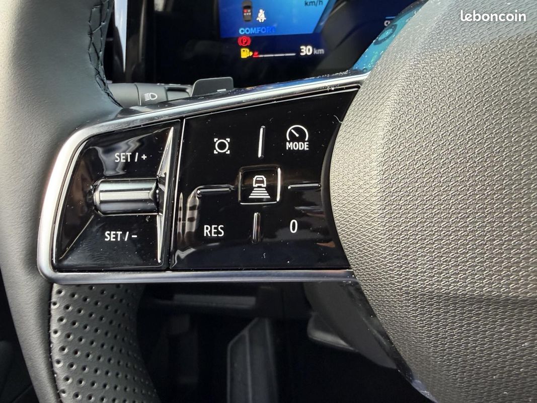 Renault austral 1.2 hybride 200 boite automatique camera de recul + hayon electrique + regulateur adaptatif (image 17)