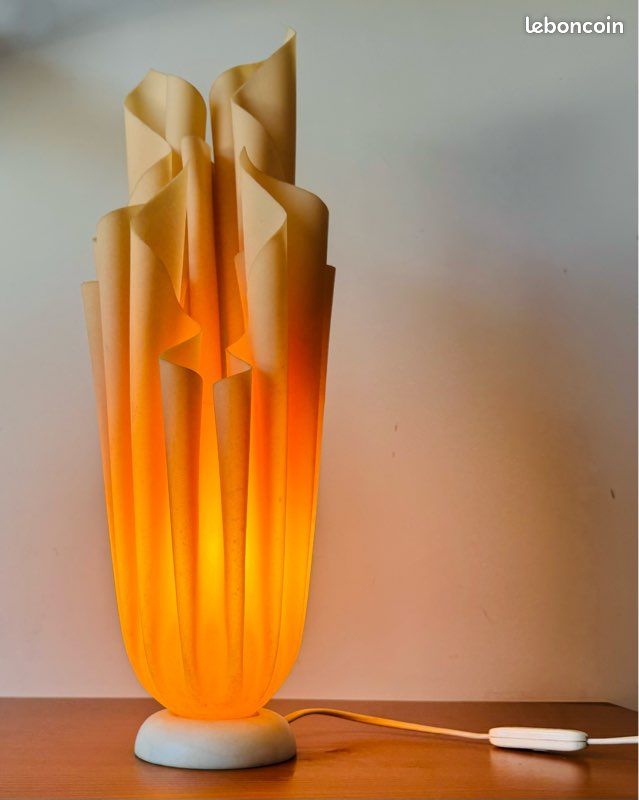 Lampe à poser de la marque Georgia Jacob (image 1)