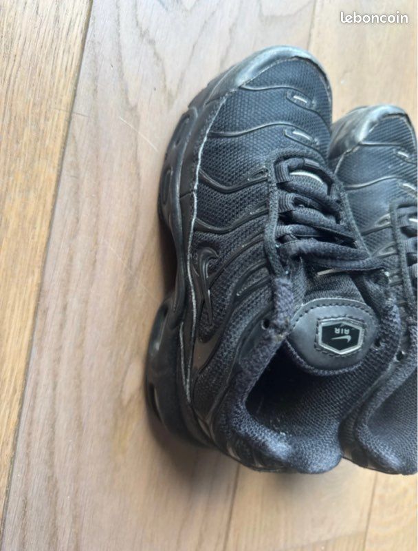 Nike TN Triple Black 🖤 (image 7)