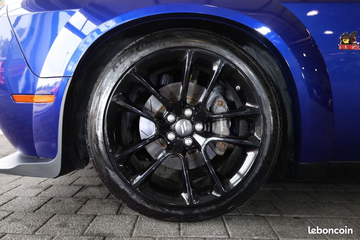 Dodge Challenger R/T Scat Pack Wide Body V8 6.4L 491 (image 5)
