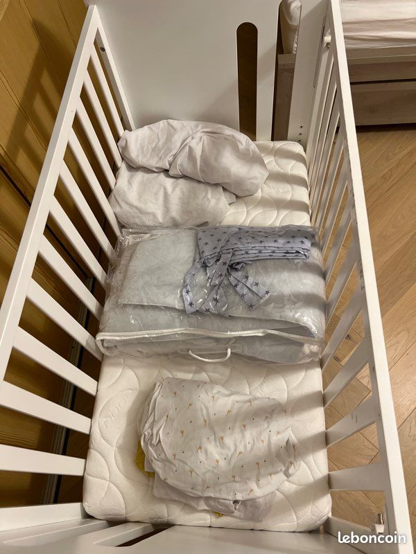 Lit bébé évolutif matelas alèse drap housse Mobilier enfant