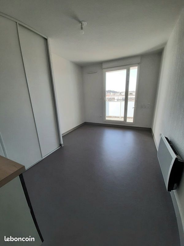 Studio 1 pièce 18 m² (image 2)