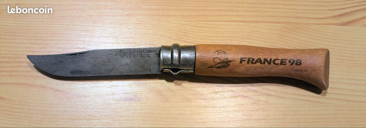 Opinel numéro 8 "France 98" (image 1)