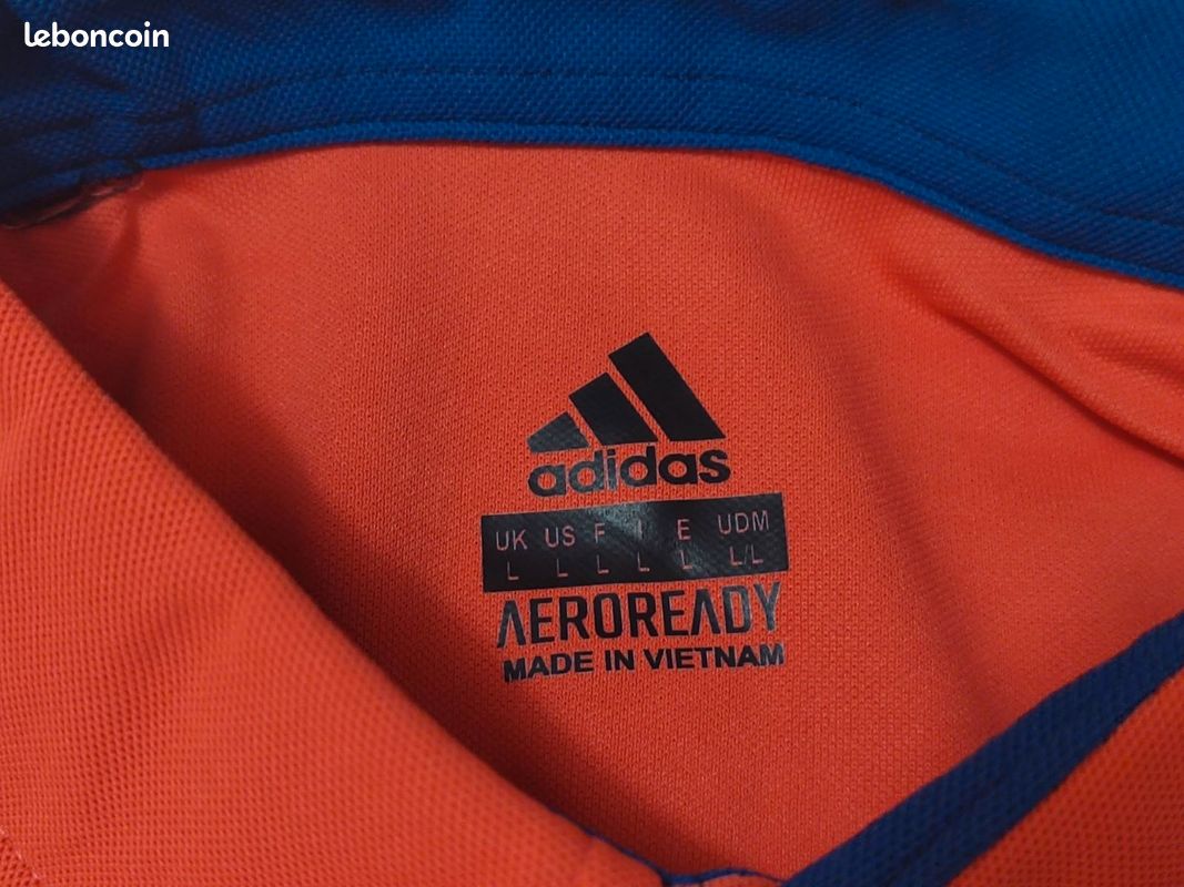 Adidas T Shirt size L (image 2)