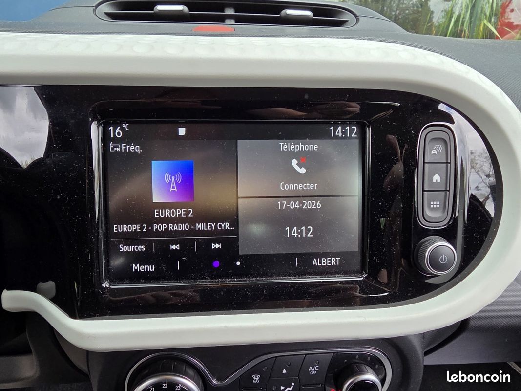 RENAULT TWINGO III SCe 65 Equilibre (image 11)