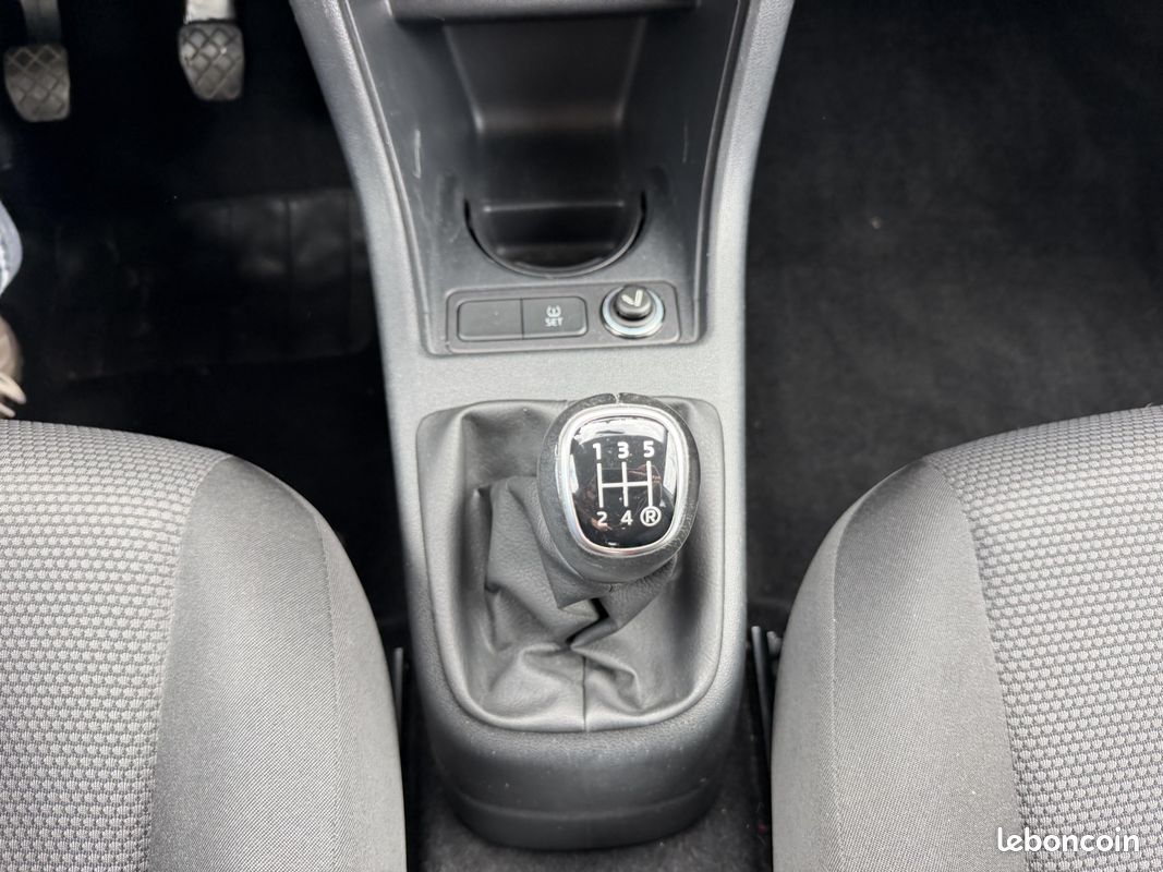 SKODA Citigo 1.0 60 ch BVM Ambition (image 18)