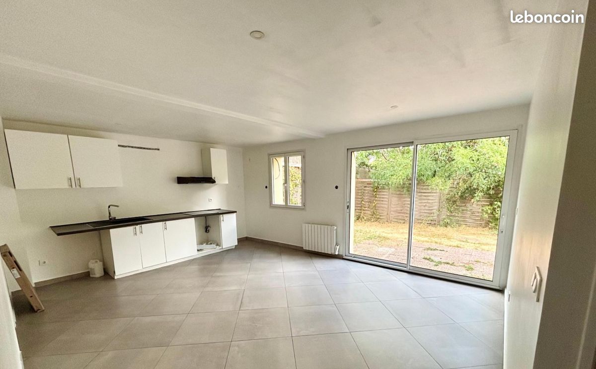 Appartement 3 pièces 46 m² · à Dammarie-les-Lys · 46 m² · 820 €/mois