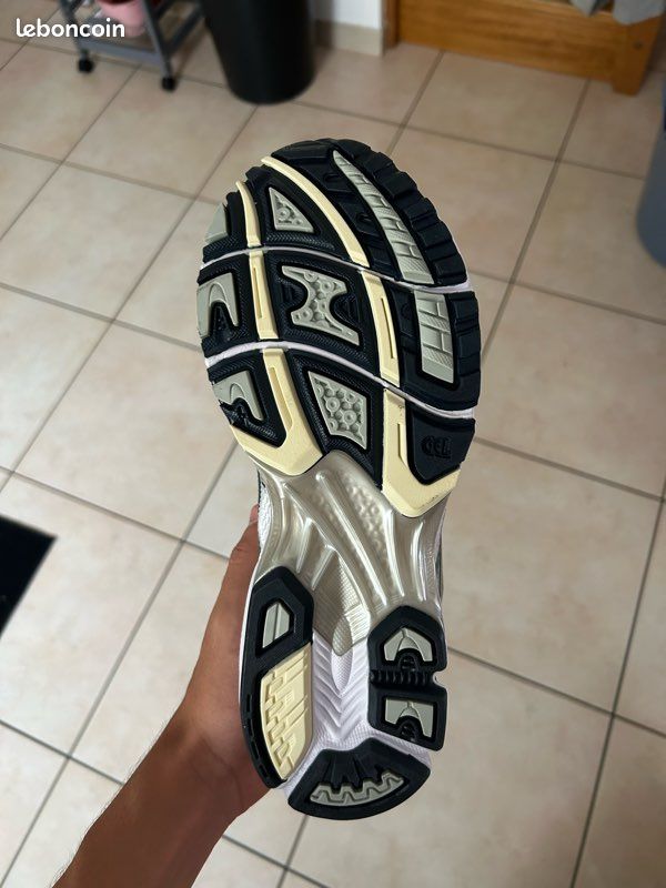 Asics (image 9)