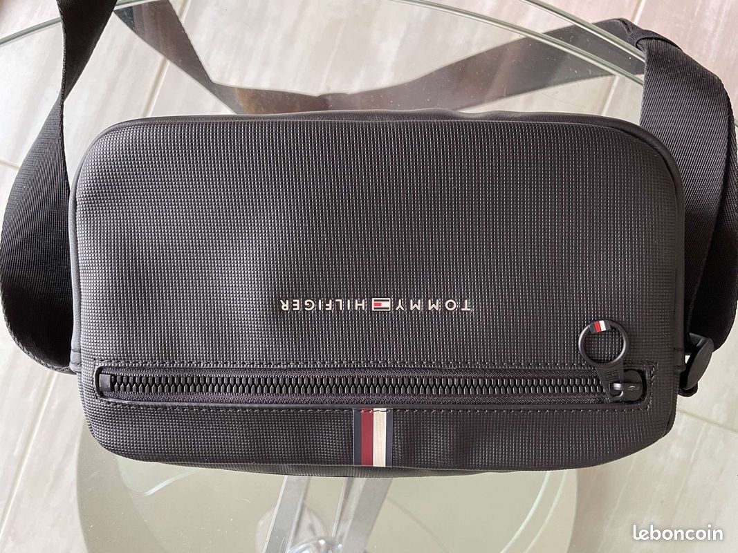 Pochette homme (image 1)
