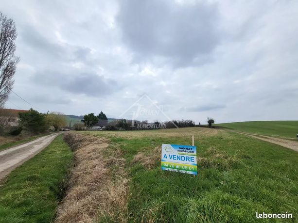 Terrain 2420 m² Taxat-Senat