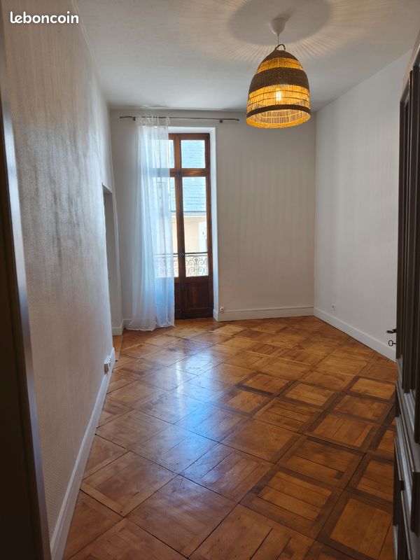 Appartement 2 pièces 58 m² · à Aix-les-Bains · 58 m² · 980 €/mois