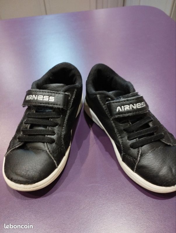 Basket Nirness T 26 un scratch Chaussures