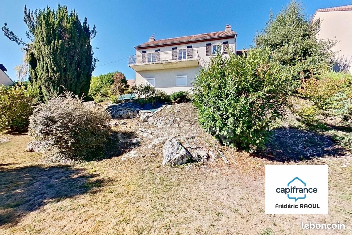 Maison 6 pièces 150 m² · à Bourberain · 150 m² · 242 000 €
