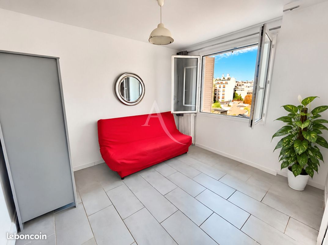 Appartement 1 pièce 18 m² · à Paris · 18 m² · 218 000 €
