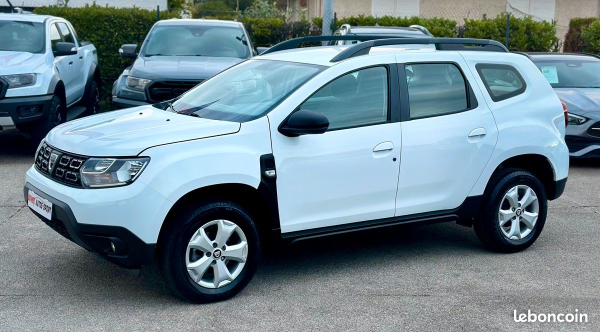 Dacia Duster 1,5 BLUEDCI 115CV 4X2 FINITION CONFORT GPS CARPLAY + BLUETOOTH + CAMERA AR (image 1)
