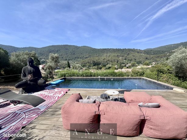 Villa 6 pièces 192 m²
