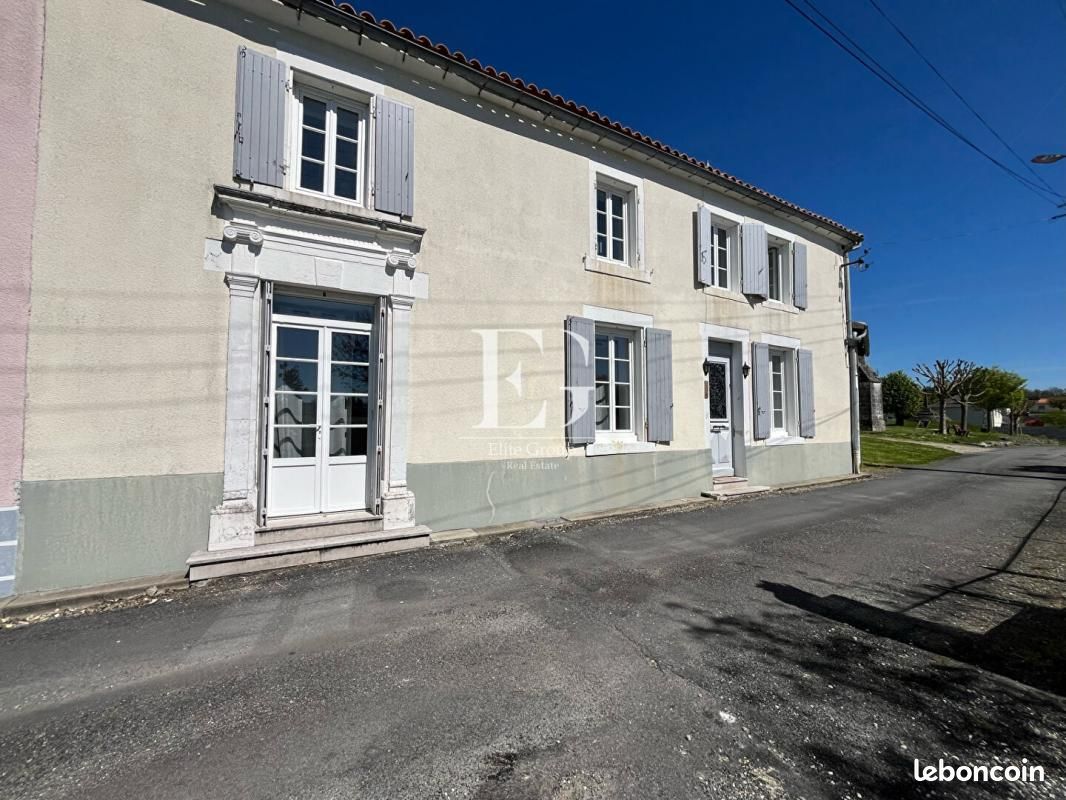 Maison de village 6 pièces 128 m² - Juillac-le-Coq 16130 (image principale 13)