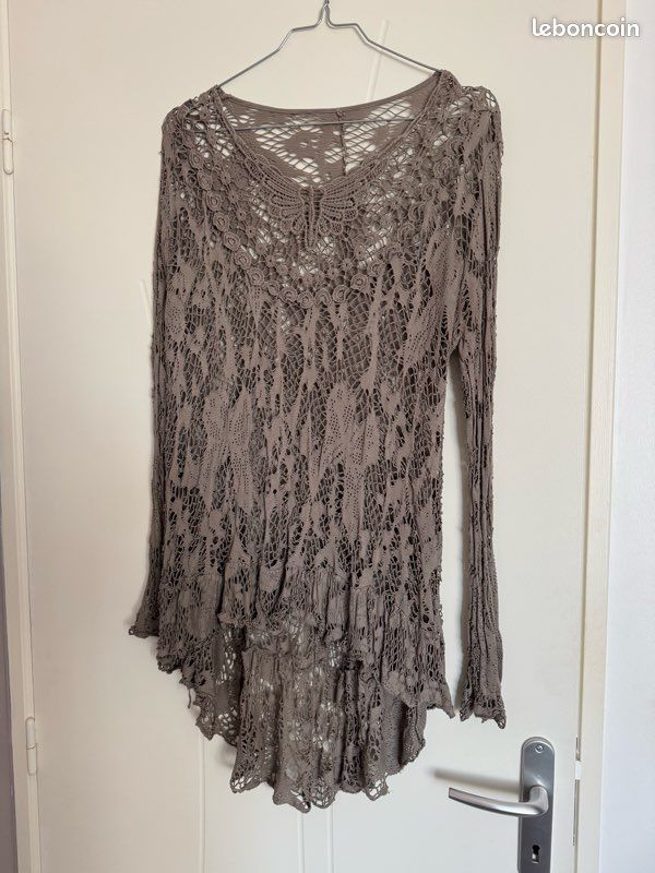 Tunique dentelle crochet vert taupe (image 1)