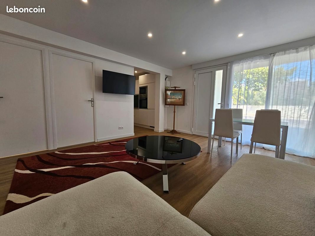 Appartement 3 pièces 50 m² · à Bordeaux · 50 m² · 1 090 €/mois