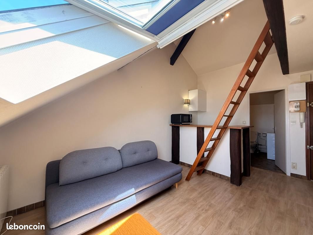 Appartement 1 pièce 17 m² · à Nantes · 17 m² · 560 €