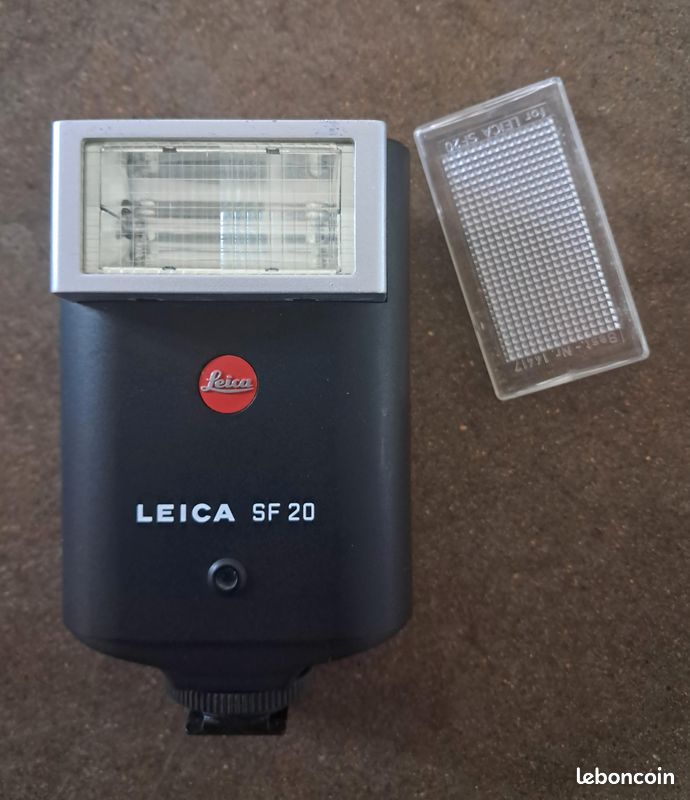 Leica Sf20 Leica Sf24 TOP MINT In Box Leica SF 20 Shoe Mount Flash