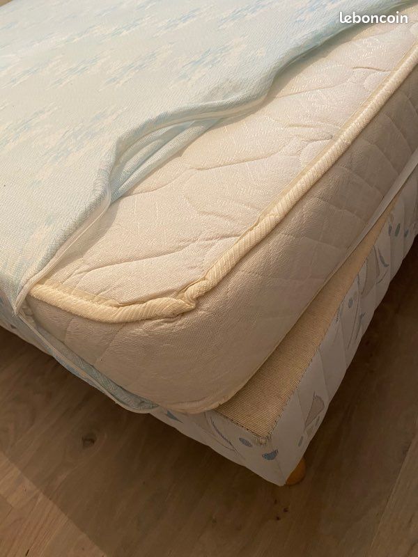 Matelas + sommier (image 3)