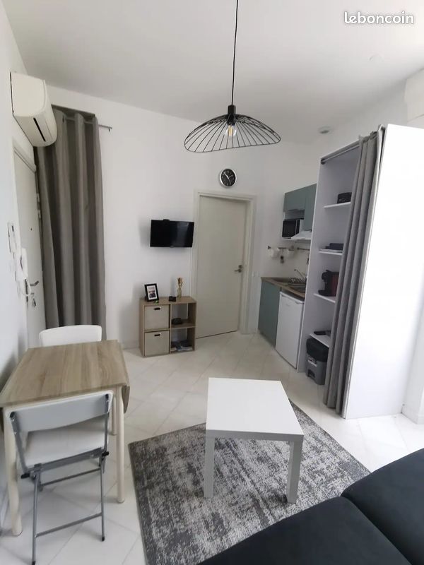Studio moderne au coeur de Cannes (image 3)