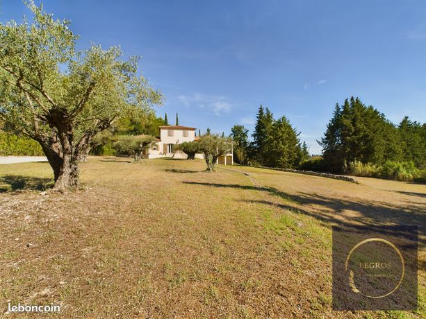 Propriété 8 pièces 170 m²