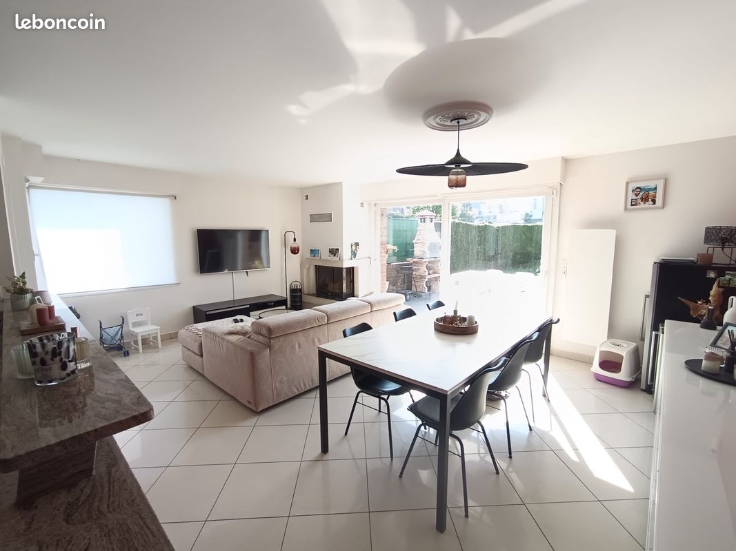 Maison 4 pièces 100 m² · à Roncq · 100 m² · 344 000 €