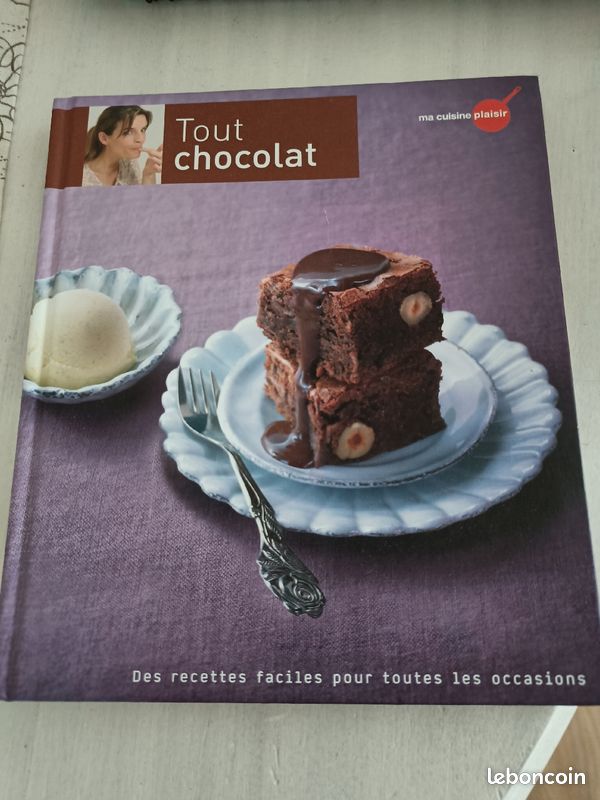 Livre de recettes sur le chocolat neuf (image 1)
