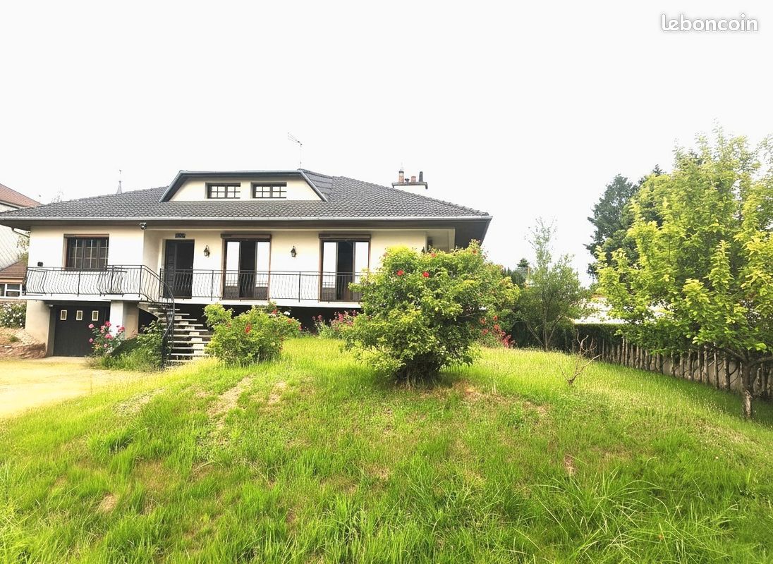 Maison 5 pièces 116 m² · à Pouxeux · 116 m² · 199 500 €
