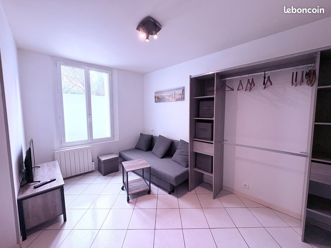 Appartement 1 pièce 18 m² · à Châtellerault · 18 m² · 395 €/mois