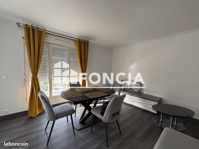 Appartement a louer - 2 pièce(s) - 45 m2 - Surfyn