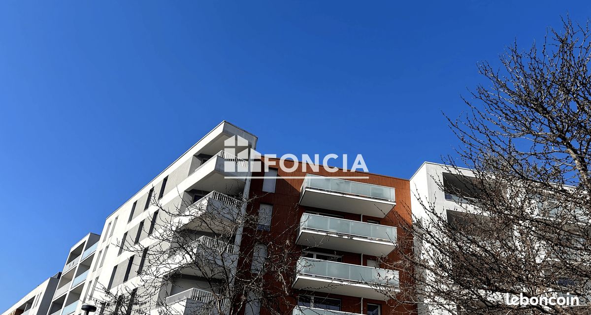 Parking 3 pièces 71 m² · à Le Petit-Quevilly · 71 m² · 132 000 €