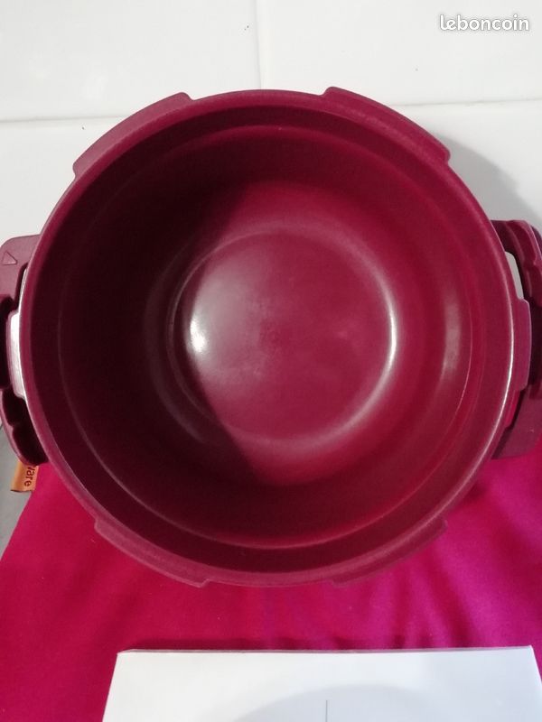 Micro minute Tupperware (image 2)