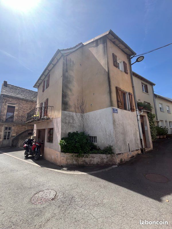 Maison 3 pièces 70 m² · à Rignac · 70 m² · 96 000 €
