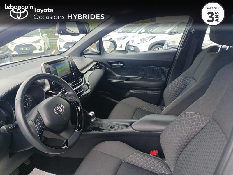 Toyota C-HR 122h Dynamic Business 2WD E-CVT + Programme Beyond Zero Academy MY20 (image 11)
